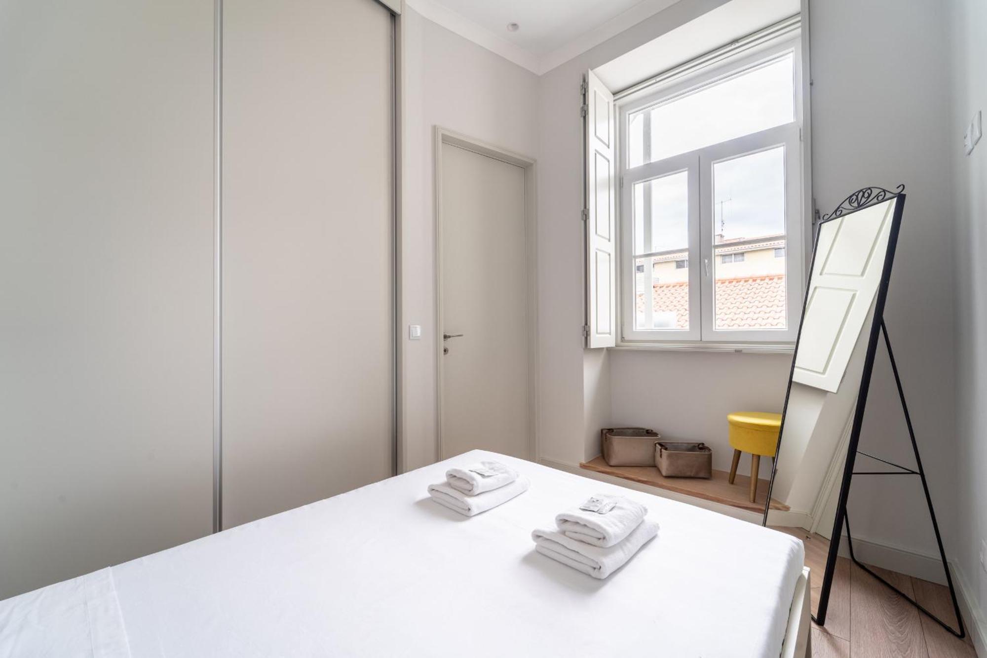 Escadaria 21 Apartment By House And People Braga Ngoại thất bức ảnh